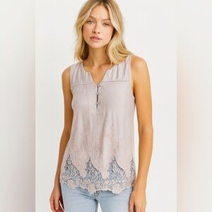 Bellamie Sleeveless Lace Hem Tank Top in Dusty Rose